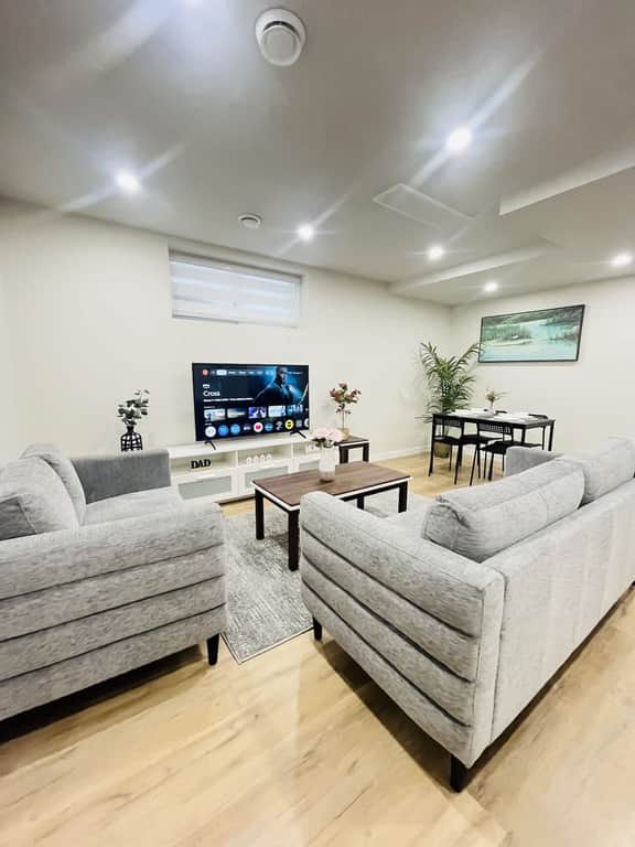 Cozy 2BR Basement Suite with Separate Entry